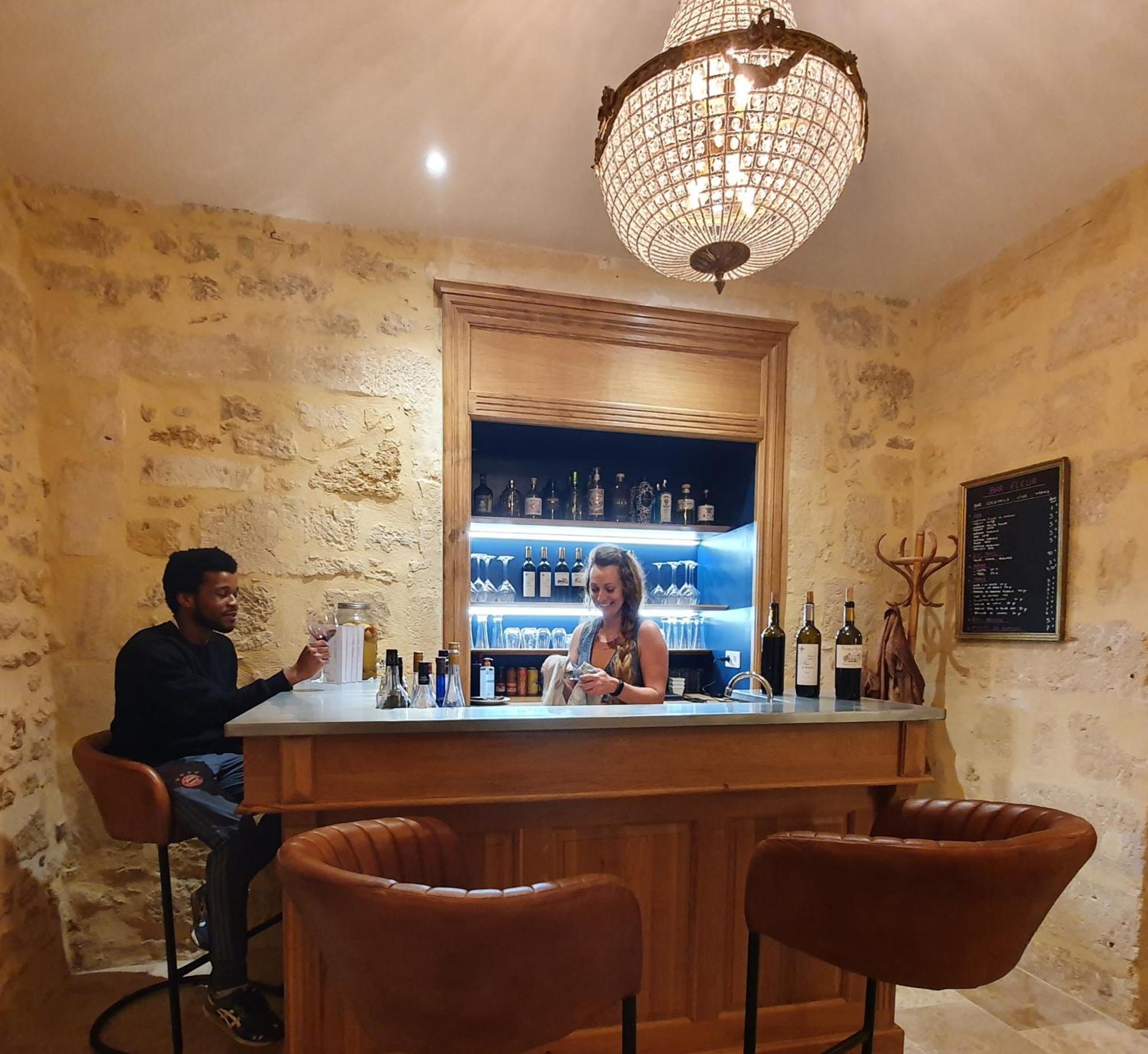 Chateau Fleur De Roques - Puisseguin Saint Emilion Eksteriør billede